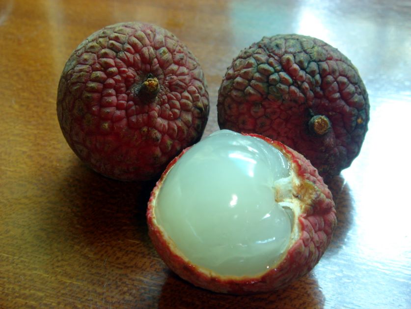 Rambutan vs. Lychee